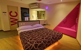 Abcentral Hotel